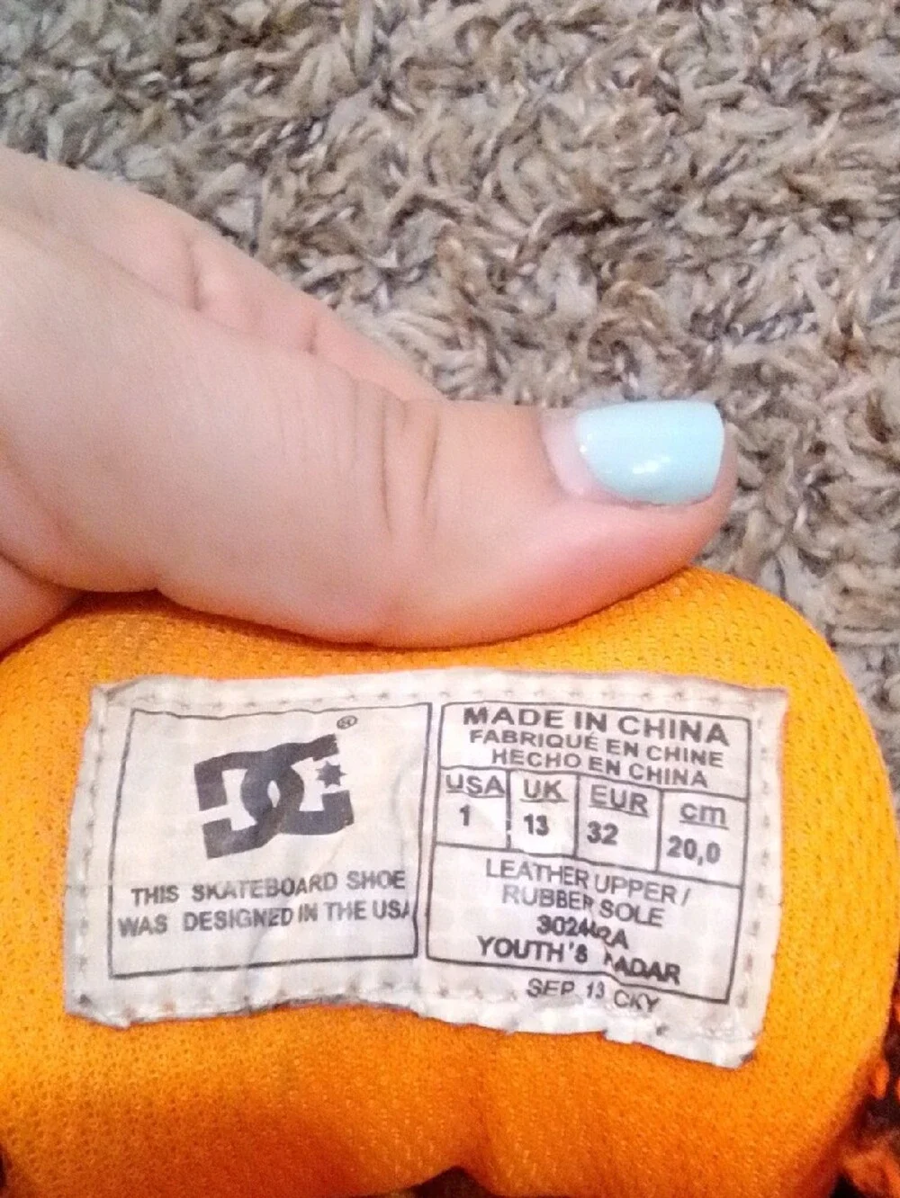 #. DC Kids Radar Skate Shoes.Black & Orange. Size: 1 Youth